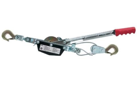 Wyciągarka linowa ręczna YATO YT-5914 o sile uciągu 1500 daN.