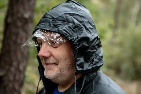 Kurtka przeciwdeszczowa NEO TOOLS 81-810 L z materiału PU/PVC.