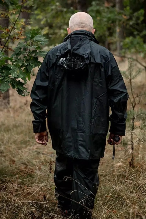 Wodoodporna, wygodna, certyfikowana EN ISO 13688:2013. Idealna do pracy w deszczu.