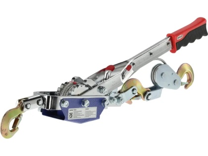 WYCIĄGARKA LINOWA 1500KG