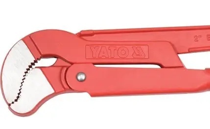 Szczęki o profilu S zapewniają pewny chwyt i kontrolę.