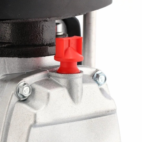 Kompresor olejowy wlew oleju