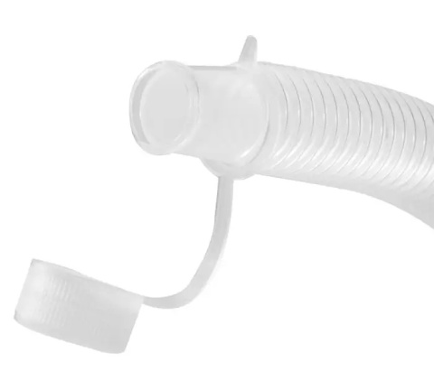 Elastyczny lejek z zaślepką ułatwia precyzyjne nalewanie bez rozlewania.