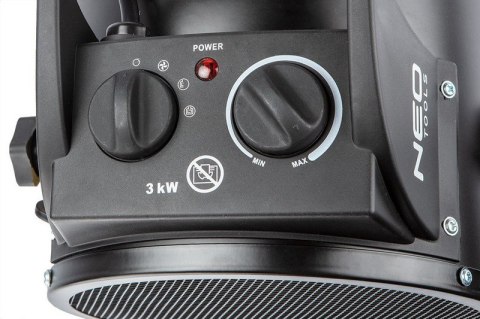 Termostat umożliwia płynną regulację temperatury.