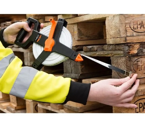 NEO TOOLS 68-051 – taśma pomiarowa 50 m do prac budowlanych.